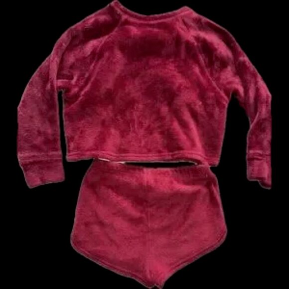 Adorable brand new small justice set of shorts and a top extra plush and soft ! - Picture 2 of 6